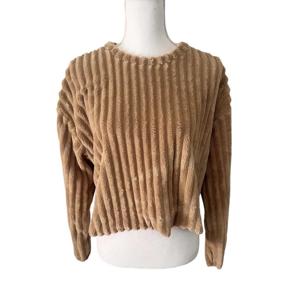 Zara Trafaluc Camel Tan Fuzzy Pullover Cropped Sweater Womens Size Medium